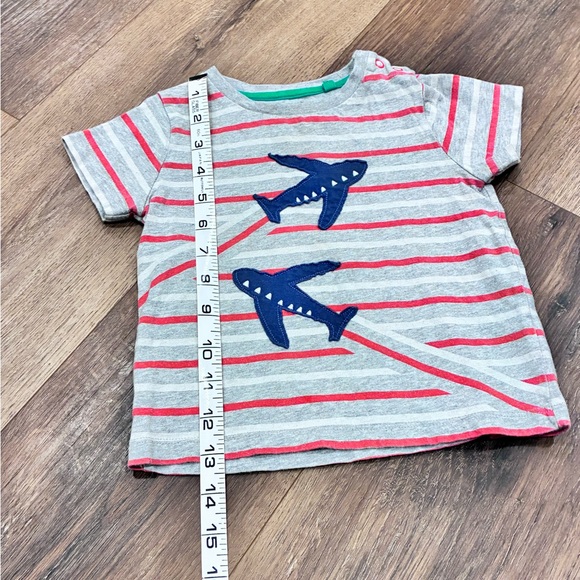 Baby Boden Gray and Red Airplane Tee Shirt Top Plane Short Sleeves 18-24m - Picture 5 of 12